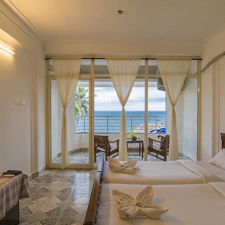 Surya Beach Resort Kovalam Exterior foto