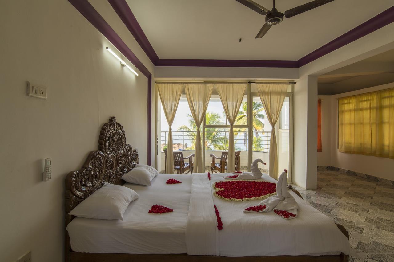 Surya Beach Resort Kovalam Exterior foto