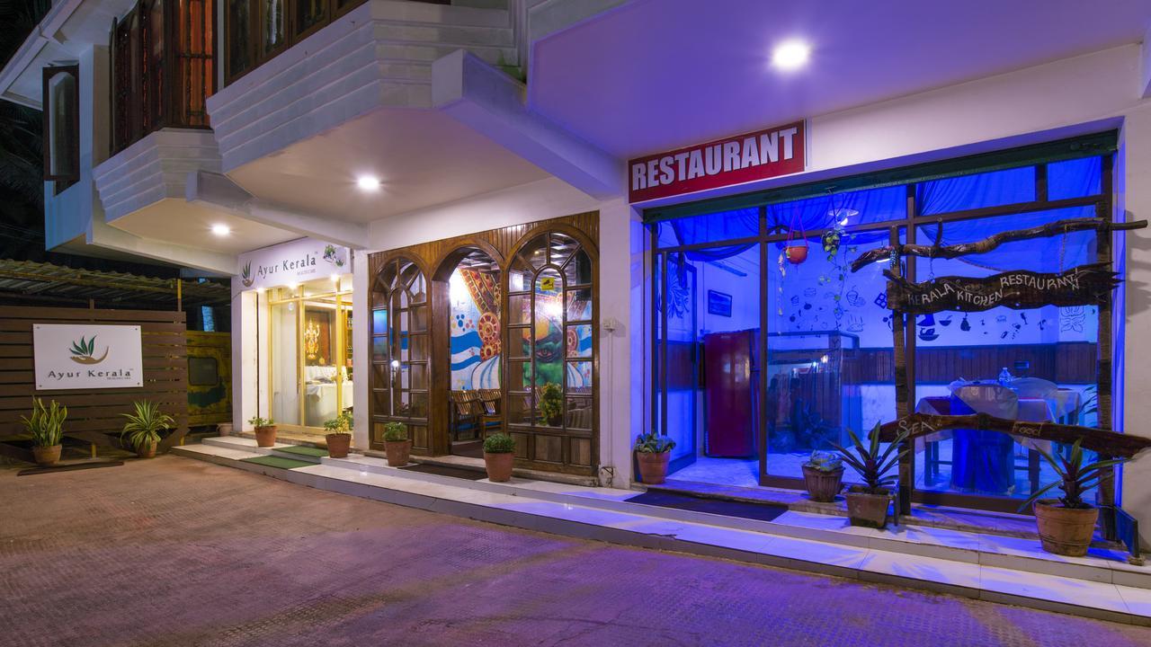 Surya Beach Resort Kovalam Exterior foto